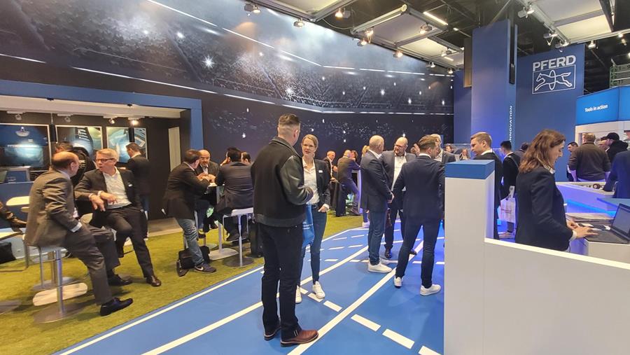 Genieten van de Internationale IJzerwarenbeurs voor PFERD