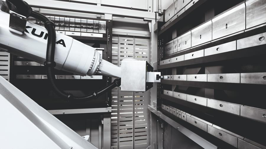 Plus d'automatisation et de robotisation dans le domaine du pliage