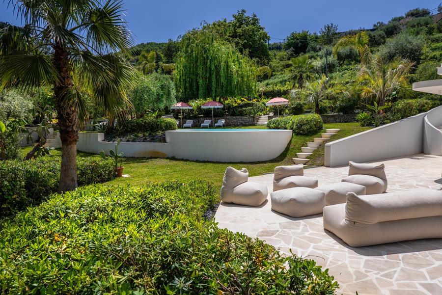 The Sicily Lobster House – Een mediterrane tuin als landschappelijk kunstwerk