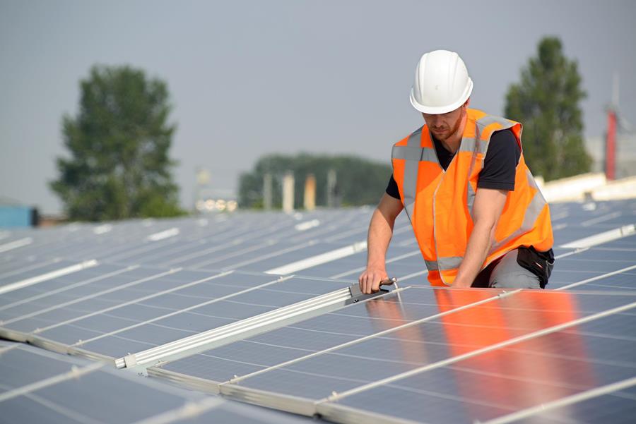 Aanleiding tot overnames door energieleveranciers