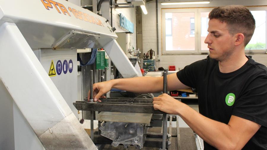 PartsPoint test en reviseert