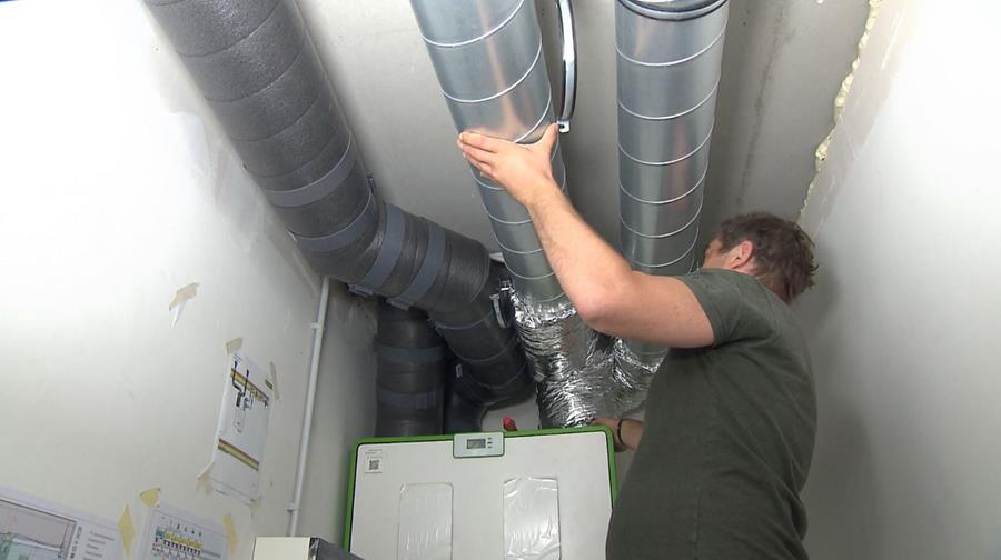 Hoe kan je zelf ventilatie plaatsen?
