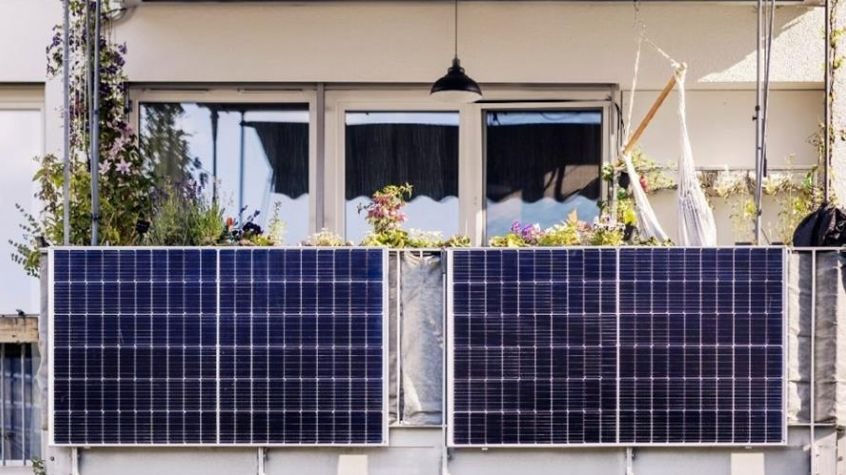 De opmars van doe-het-zelf zonnekits en batterijen